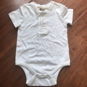 Baby Gap Boys White Henley onesie 12-18m